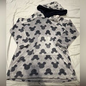 Oversized hoodie like a Snuggie